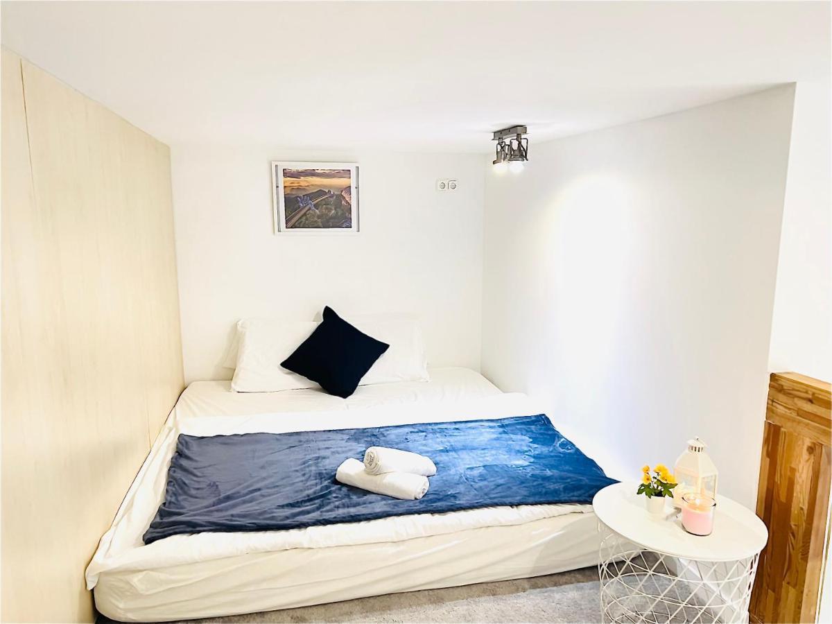 Rozsa Apartment Boedapest Buitenkant foto