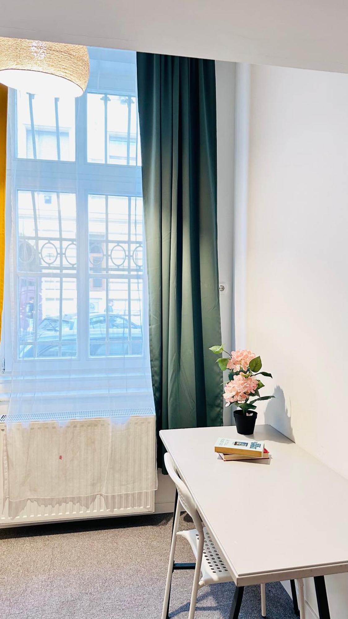 Rozsa Apartment Boedapest Buitenkant foto