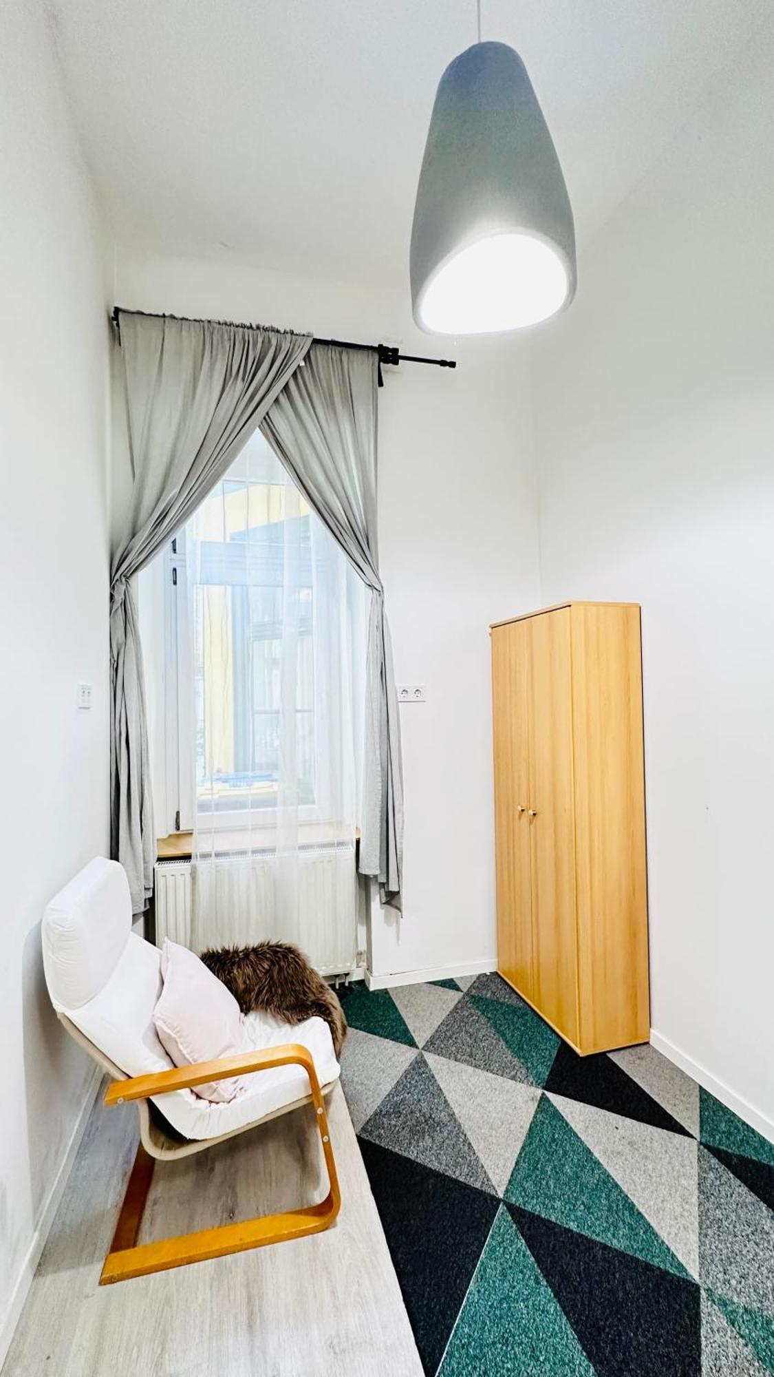 Rozsa Apartment Boedapest Buitenkant foto